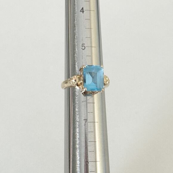 Cyde Duneier Designer 10K Yellow Gold Blue Topaz Emerald Cut Ring Size 6 - Picture 12 of 16